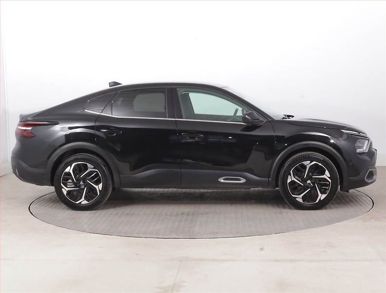 Citroën C4 X (2023) 1.2 PureTech, Automat, ČR - fotka 6 z 16