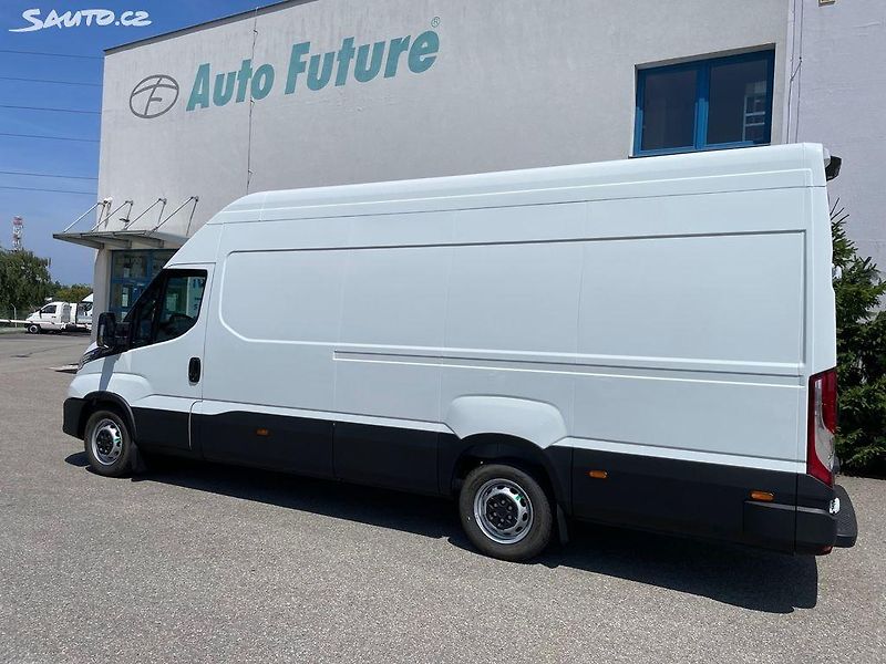Iveco Daily (2025) 35S18HA8V skladem ihned - fotka 3 z 5