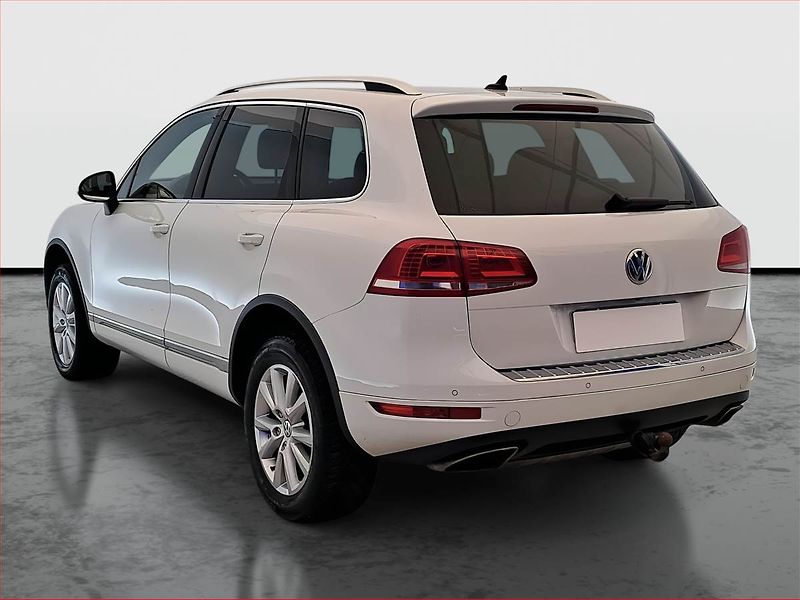 Volkswagen Touareg (2012) 3.0 TDI, 4X4, Automat - fotka 4 z 21