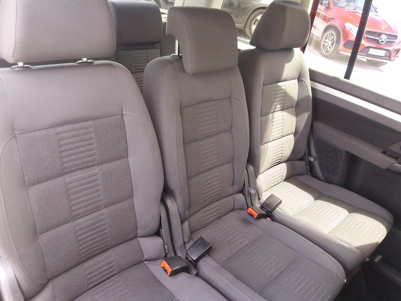 Volkswagen Touran 1.4TSi,103kW,7.MÍST,XENONY! - fotka 19 z 29