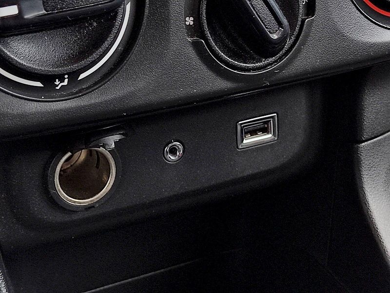 Citroën C3 (2018) 1,2 i PureTech - fotka 14 z 30