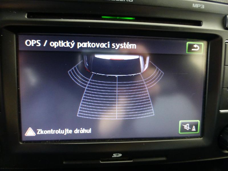 Škoda Octavia (2012) 2,0TDI-125KW*ALU*VYHŘ.SED***RS - fotka 12 z 25