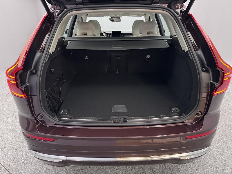 Volvo XC60 (2026) B5 AWD AUT BRIGHT ULTRA - fotka 5 z 26