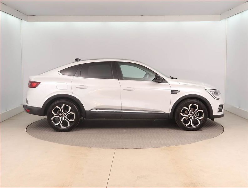 Renault Arkana (2021) Intens E-Tech, Automat - fotka 6 z 16