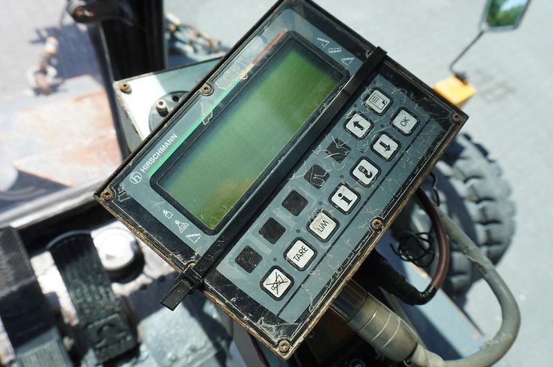 Sennebogen (2007) 630 rough terrain crane / 30m - fotka 22 z 24