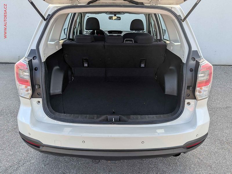 Subaru Forester (2017) 2.0i 4x4, 1.maj,ČR, AC, TZ - fotka 7 z 17