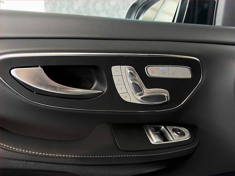 Mercedes-Benz Třídy V (2025) 300 d 4MATIC - fotka 13 z 19