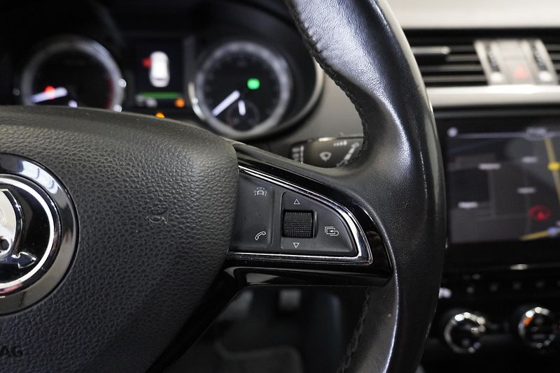 Škoda Octavia  1.4 TSi 110 kW STYLE DSG - fotka 17 z 28