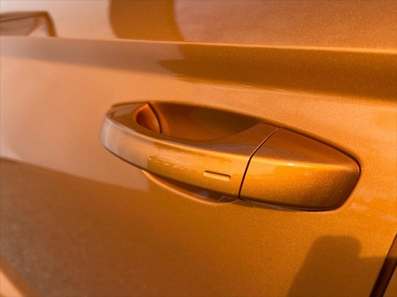 Škoda Karoq 1,5 TSi 110kW 7DSG SPORTLINE - fotka 29 z 34