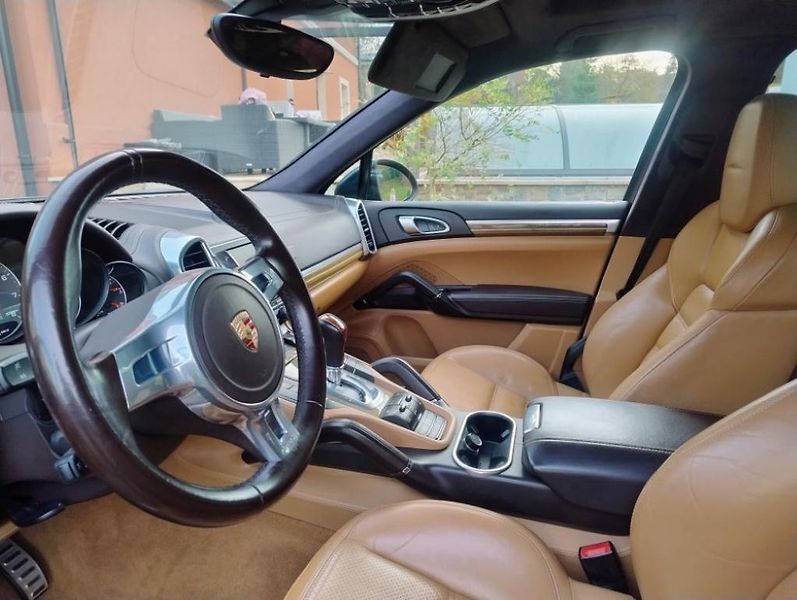 Porsche Cayenne (2012) 4.8 GTS 309KW PANORAMA - fotka 6 z 11