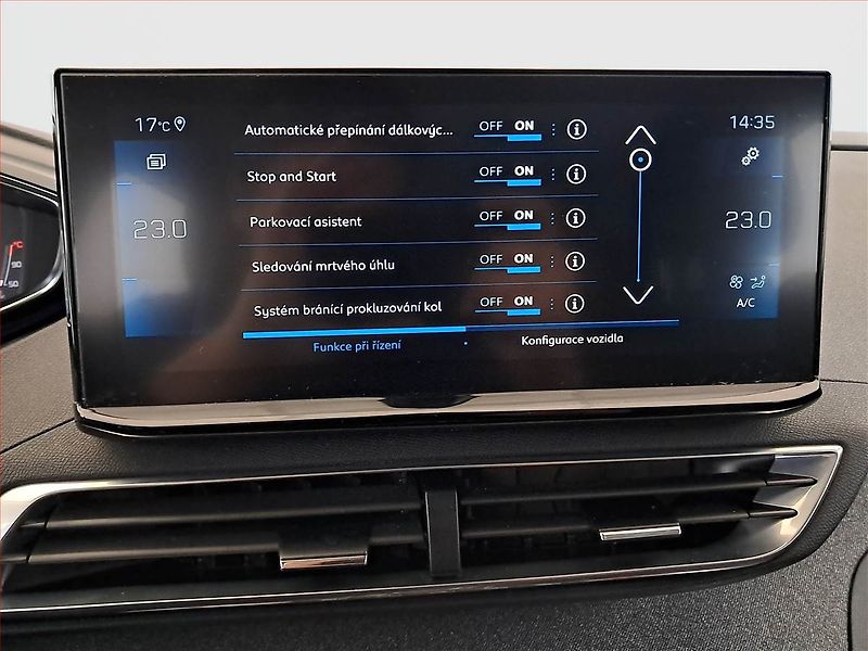 Peugeot 3008 (2021) 1.5 BlueHDi, Automat, ČR,1.maj - fotka 20 z 22