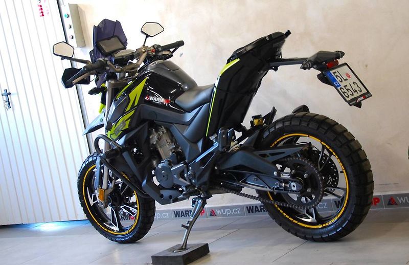 Zontes U 125 (2022) Hyper Trail - původ ČR, po 1. - fotka 16 z 20