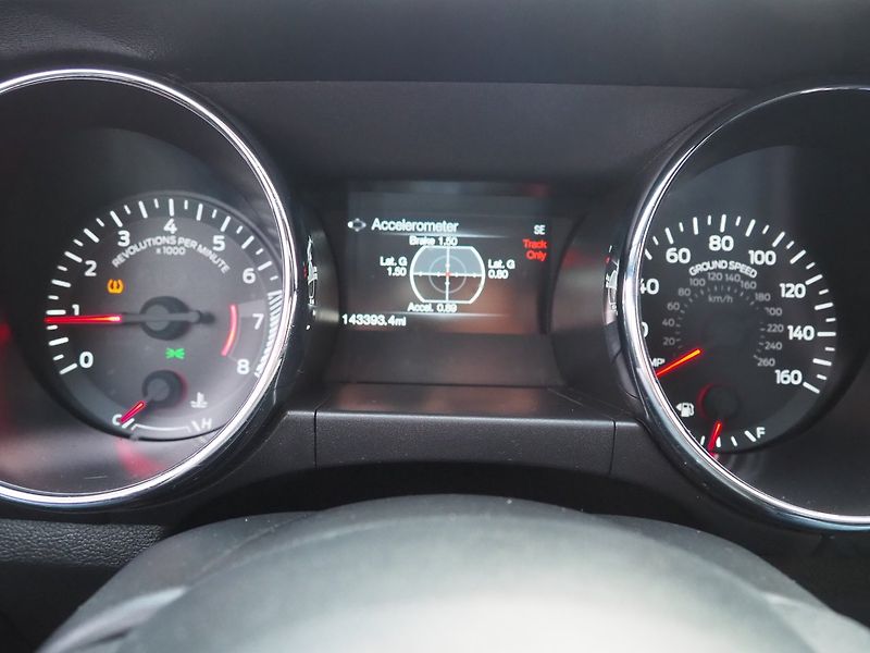 Ford Mustang (2015) 3.7i, 224kW, Manuál - fotka 22 z 27