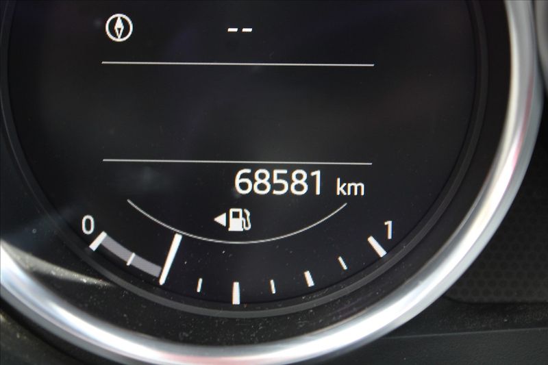 Mazda MX-5 2,0 i  RF,NOVÉ V ČR,1.MAJITEL - fotka 9 z 33