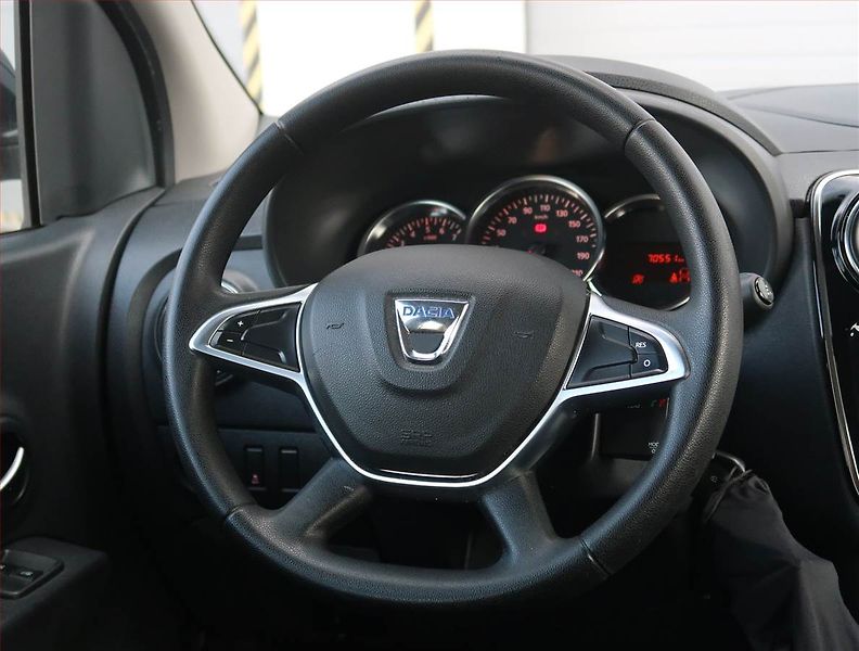 Dacia Lodgy (2022) Comfort 1.5 Blue dCi, ČR,1.maj - fotka 14 z 18
