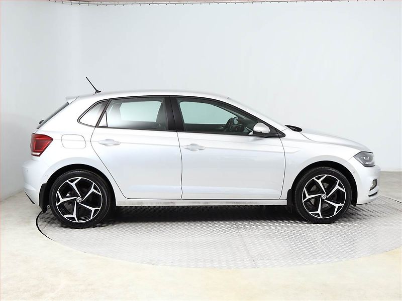 Volkswagen Polo (2019) Highline 1.5 TSI, Automat, ČR - fotka 6 z 14