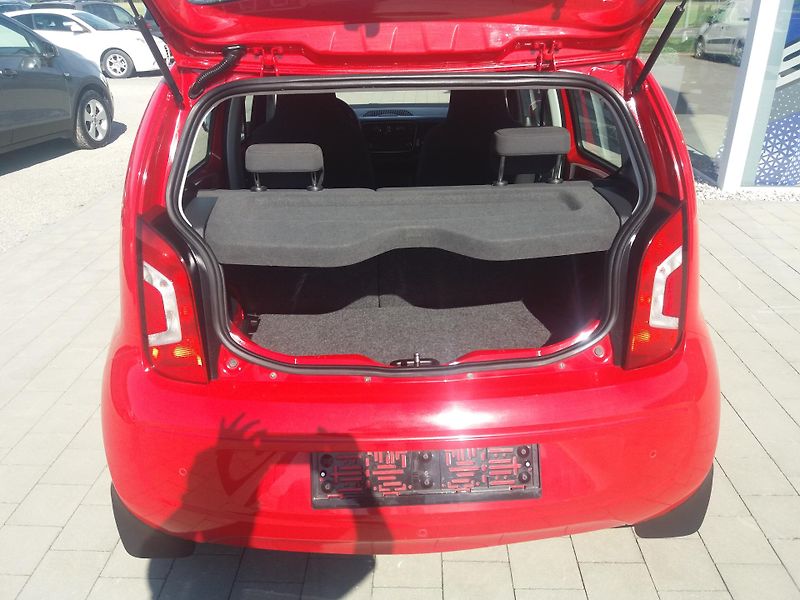 Volkswagen up! 1.0i,55kW,  ZADÁNO!!! - fotka 12 z 30