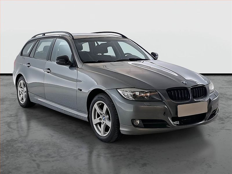 BMW Řada 3 (2009) 318 i, Tempomat - fotografie inzerátu