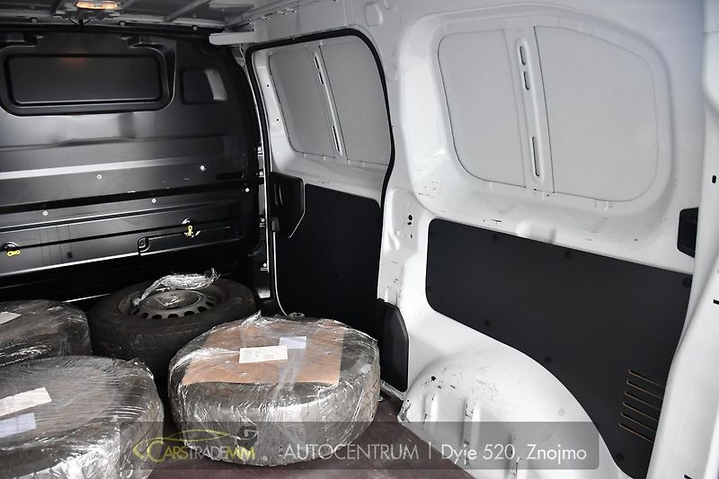 Citroën Jumpy 2.0HDi 1M ČR - fotka 22 z 33