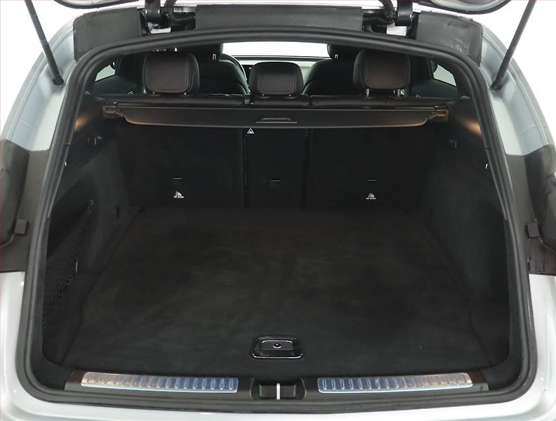 Mercedes-Benz EQC (2019) 400 4MATIC, SoH 94% - fotka 14 z 21