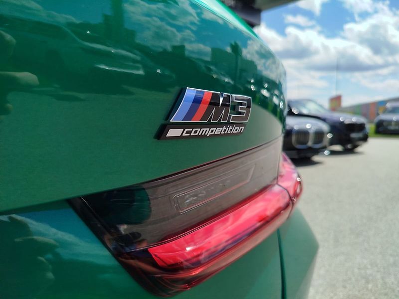 BMW M3 xDrive Touring TOP 09/2025 - fotka 16 z 33