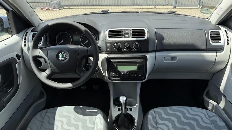 Škoda Roomster 1.4 16V*63kW*STYLE*1.MAJ*140KM - fotka 15 z 28