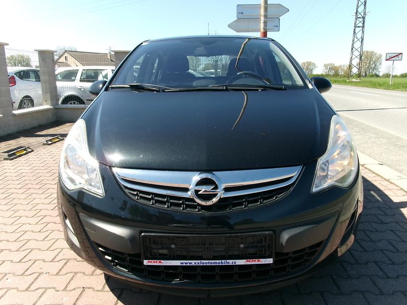 Opel Corsa (2013) 1,2 16V AC BT USB TEMP - fotka 3 z 41
