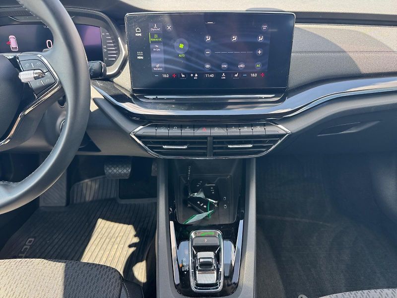 Škoda Octavia (2023) STYLE 2.0TDI 110kW DSG CZ DPH - fotka 10 z 11