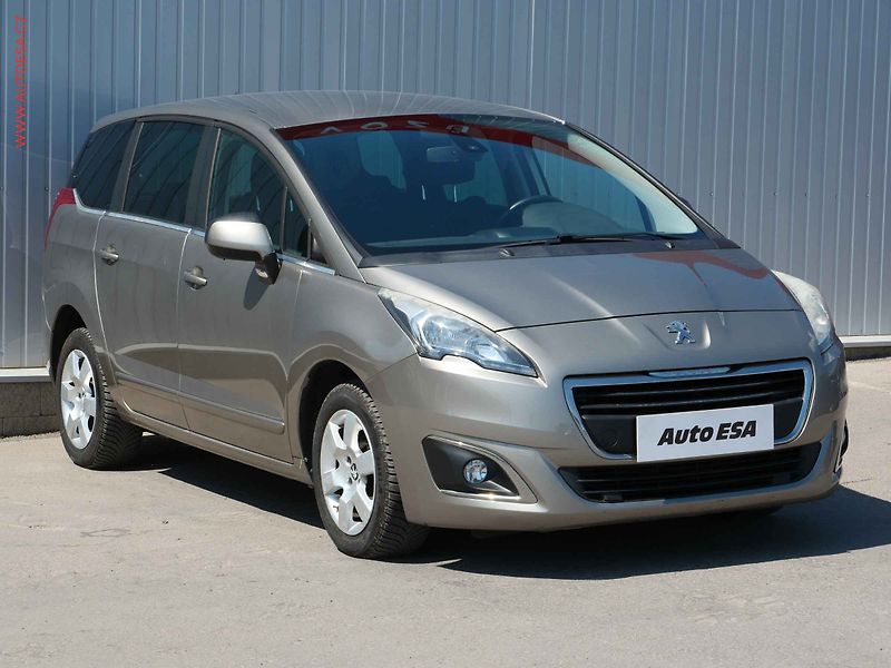 Peugeot 5008 (2015) 1.6 BlueHDi, ČR, Allure, navi - fotografie inzerátu