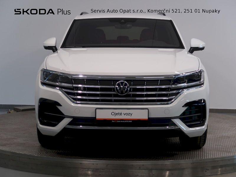 Volkswagen Touareg (2021) R-LINE 3.0TDI 170KW 4x4  TAŽNÉ - fotka 4 z 44