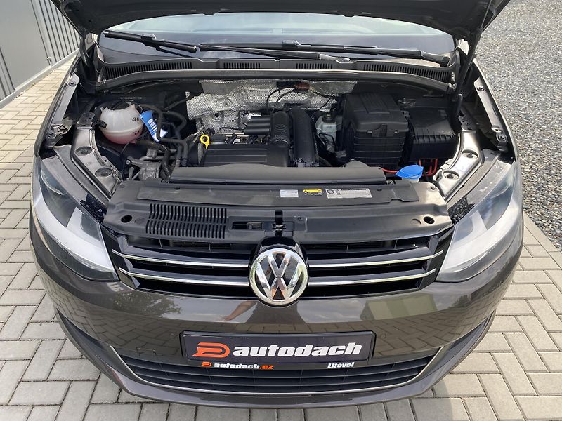 Volkswagen Sharan 1.4 TSI 110kW-7MÍST-NAVI-TAŽNÉ - fotka 37 z 39