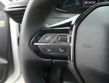 Peugeot 208 (2022) Allure 50 kWh, SoH 89% - náhled 16