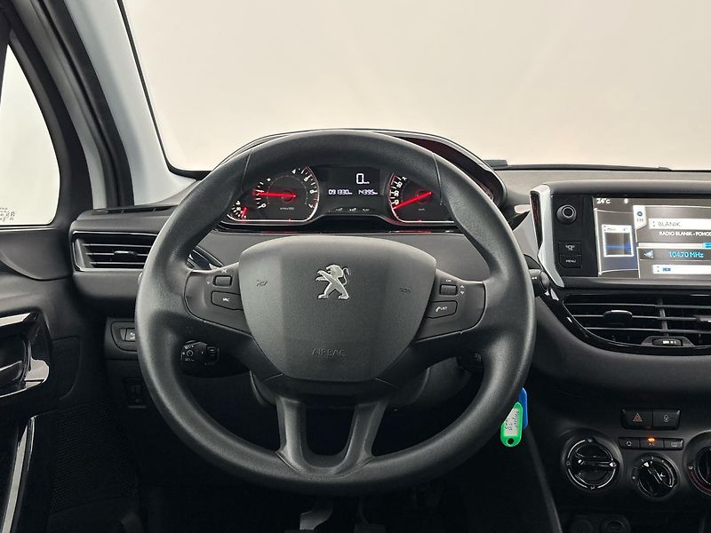 Peugeot 208 Hatchback 208 - fotka 18 z 25