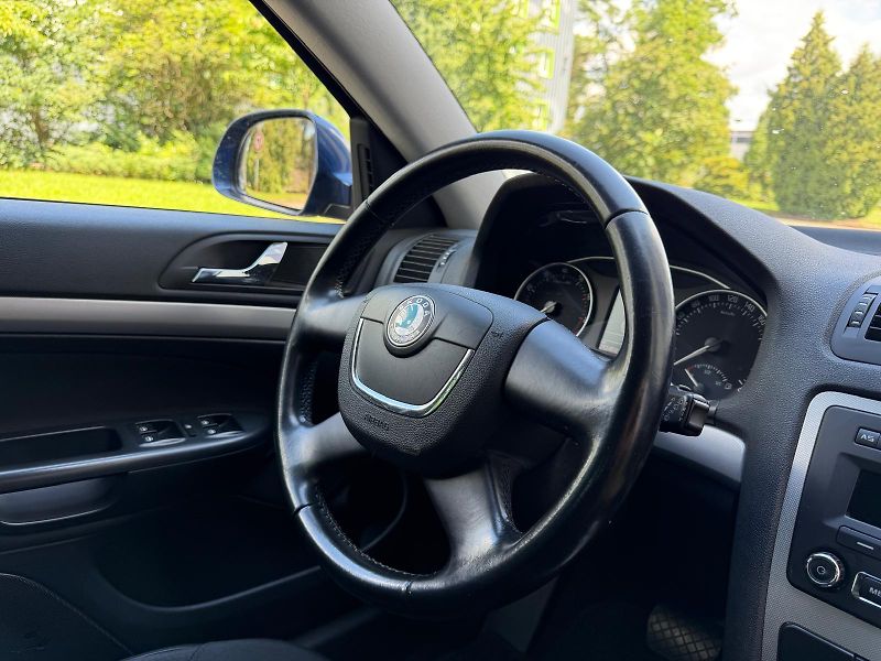 Škoda Octavia 1,4 TSI DSG Elegance  - fotka 18 z 22