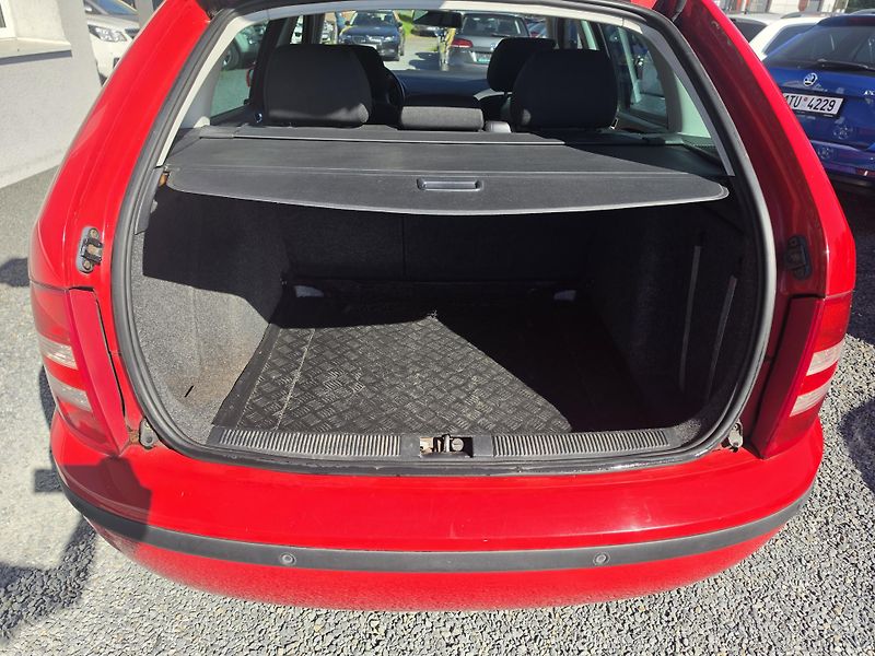Škoda Fabia 1.2 HTP Park Senzor Klimatizac - fotka 5 z 18