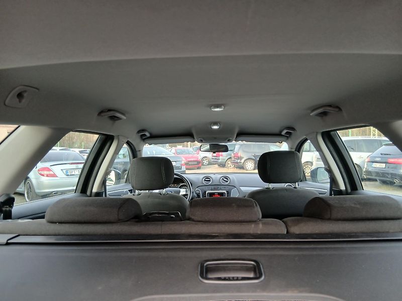 Ford Mondeo 2.0 TDCI, ALU 17 - fotka 31 z 35
