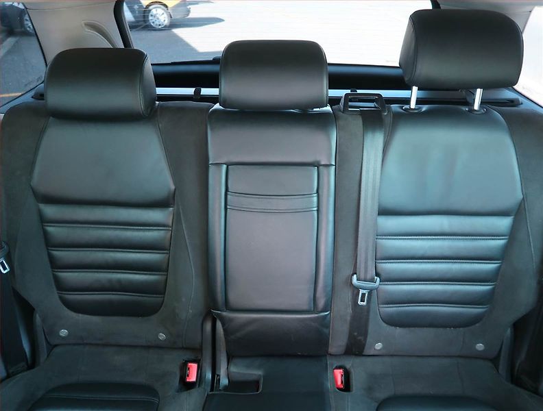 Volkswagen Touareg (2015) 3.0 TDI - fotka 10 z 31