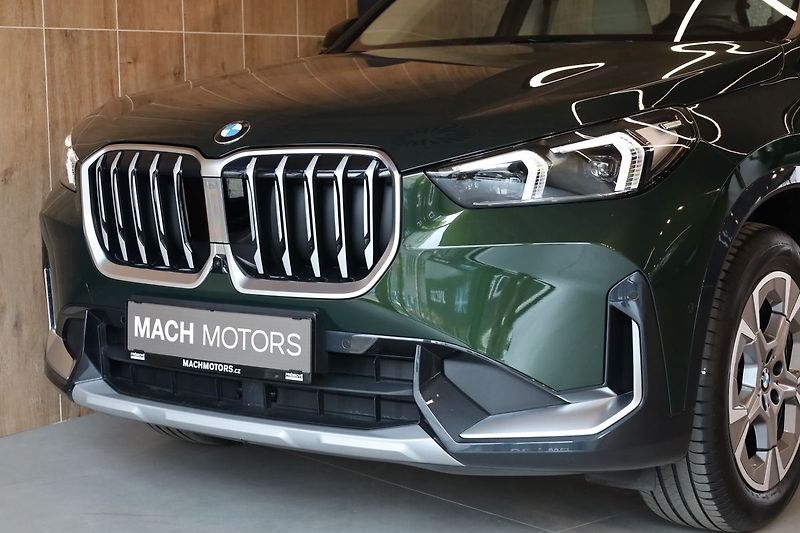 BMW X1 20d sDrive,X-Line,Harman,Tažné - fotka 9 z 33