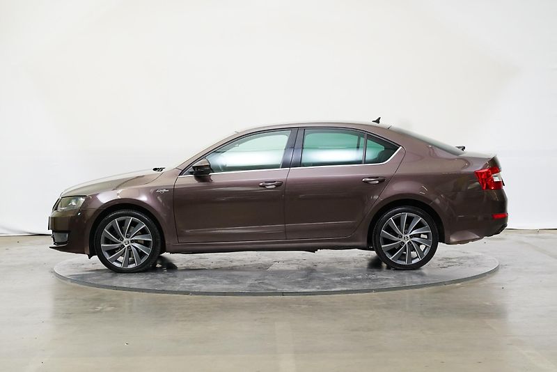 Škoda Octavia - fotka 3 z 26