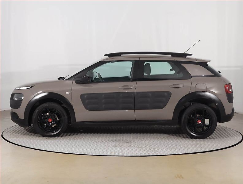 Citroën C4 Cactus (2017) 1.2 PureTech, LPG, Serv.kniha - fotka 3 z 22