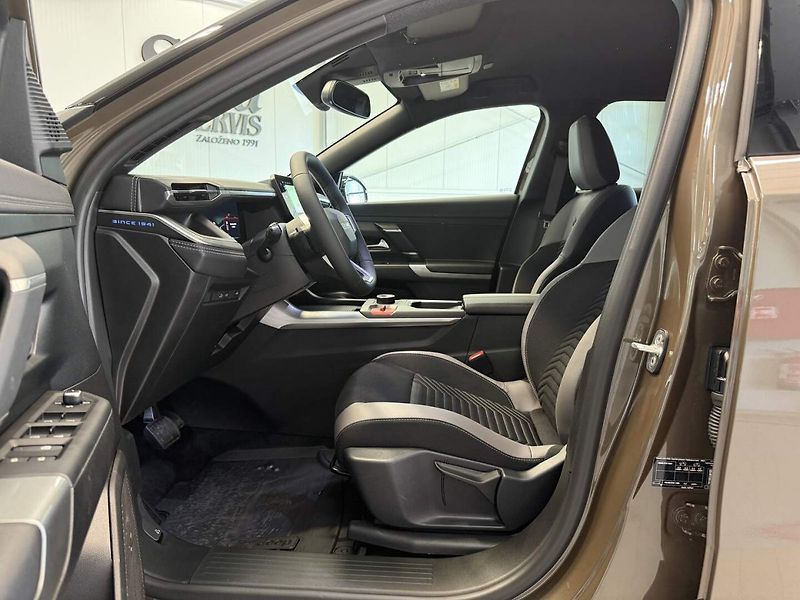 Jeep Compass (2026) First Edition e-Hybrid 145k eD - fotka 18 z 25