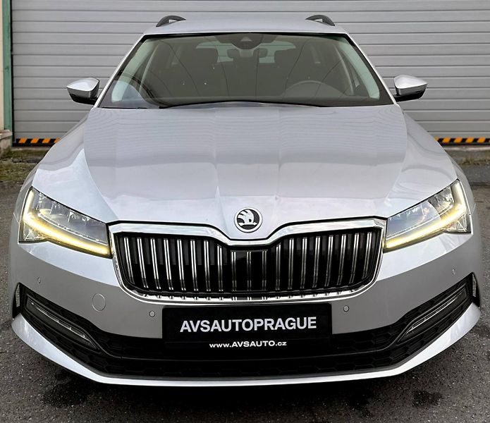 Škoda Superb (2022) III FL AMBITION 2.0 TDI 147kW - fotka 2 z 31