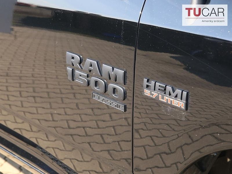 RAM 1500 (2023) Classic 5.7 V8 HEMI - fotka 10 z 44