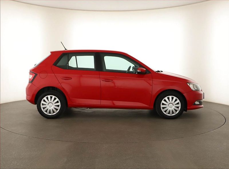 Škoda Fabia (2017) 1.2 TSI - fotka 6 z 12