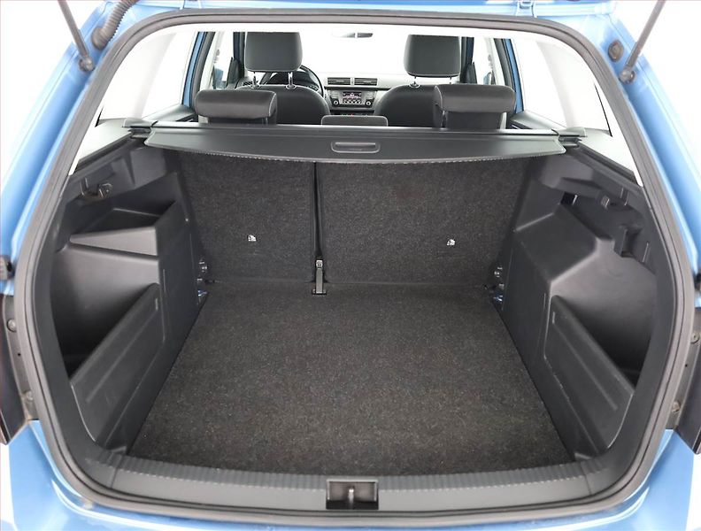 Škoda Fabia (2018) 1.0 TSI, Serv.kniha, Tempomat - fotka 18 z 19