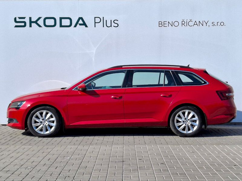 Škoda Superb (2018) Combi Ambition Plus 2,0TDi 110 - fotka 3 z 35