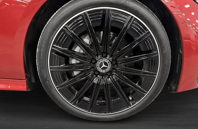 Mercedes-Benz CLE 300 4M AMG 360k Tažné Bílý in. - fotka 18 z 18