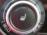 Volkswagen Golf (2009) 2.0 TDi, AC, výhřev sed - náhled 15
