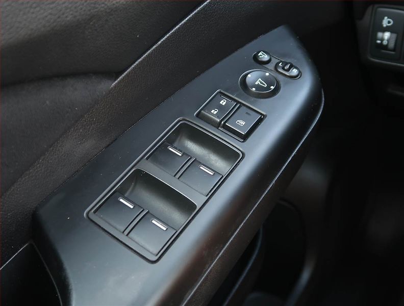 Honda CR-V (2015) 1.6 i-DTEC, Serv.kniha - fotka 15 z 19