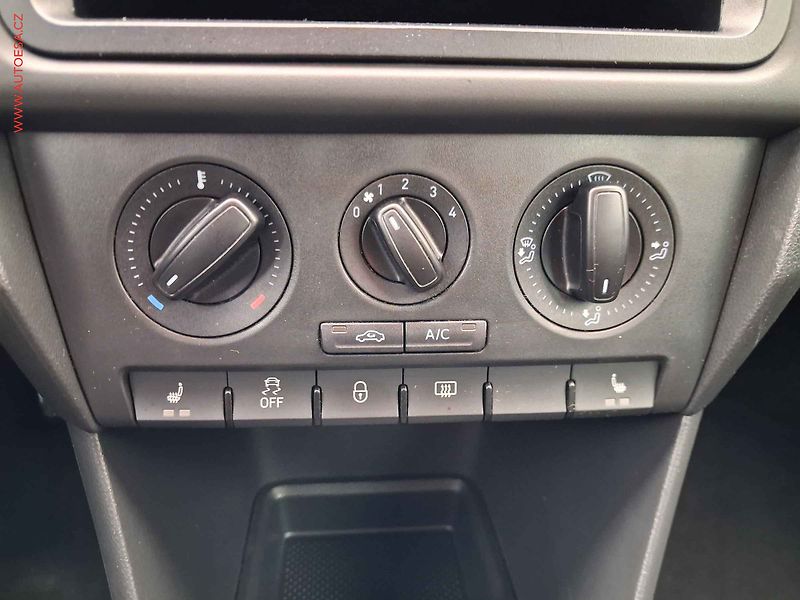 Seat Toledo (2014) 1.2 TSi, Reference, výhřev - fotka 12 z 15